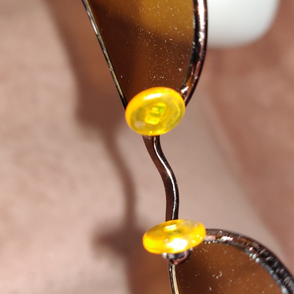 Vintage Ray-Ban sunglasses & new case - Picture 11 of 16